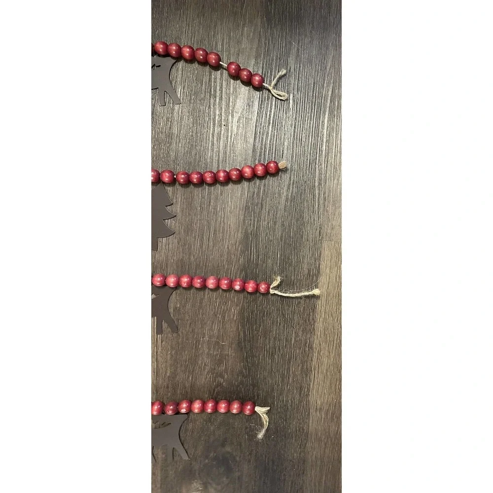Lot 4 Red Wooden Bead Garland w/ Metal Reindeer Chistmas Trees Log Cabin Country